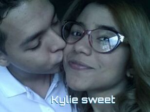 Kylie_sweet