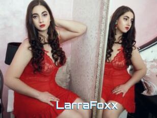 LarraFoxx