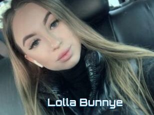 Lolla_Bunnye