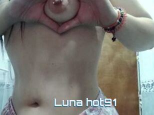 Luna_hot91