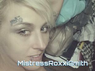 MistressRoxxiSmith