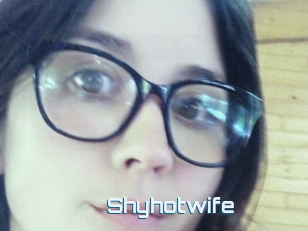 Shyhotwife